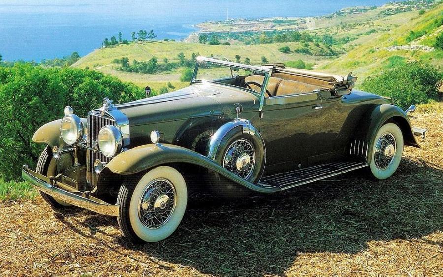 Stutz DV32 Roadster by Derham '1932